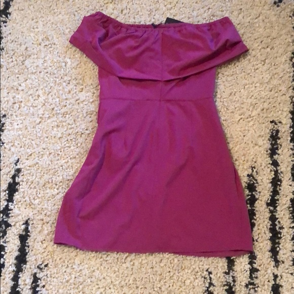 Dress - Picture 3 of 3